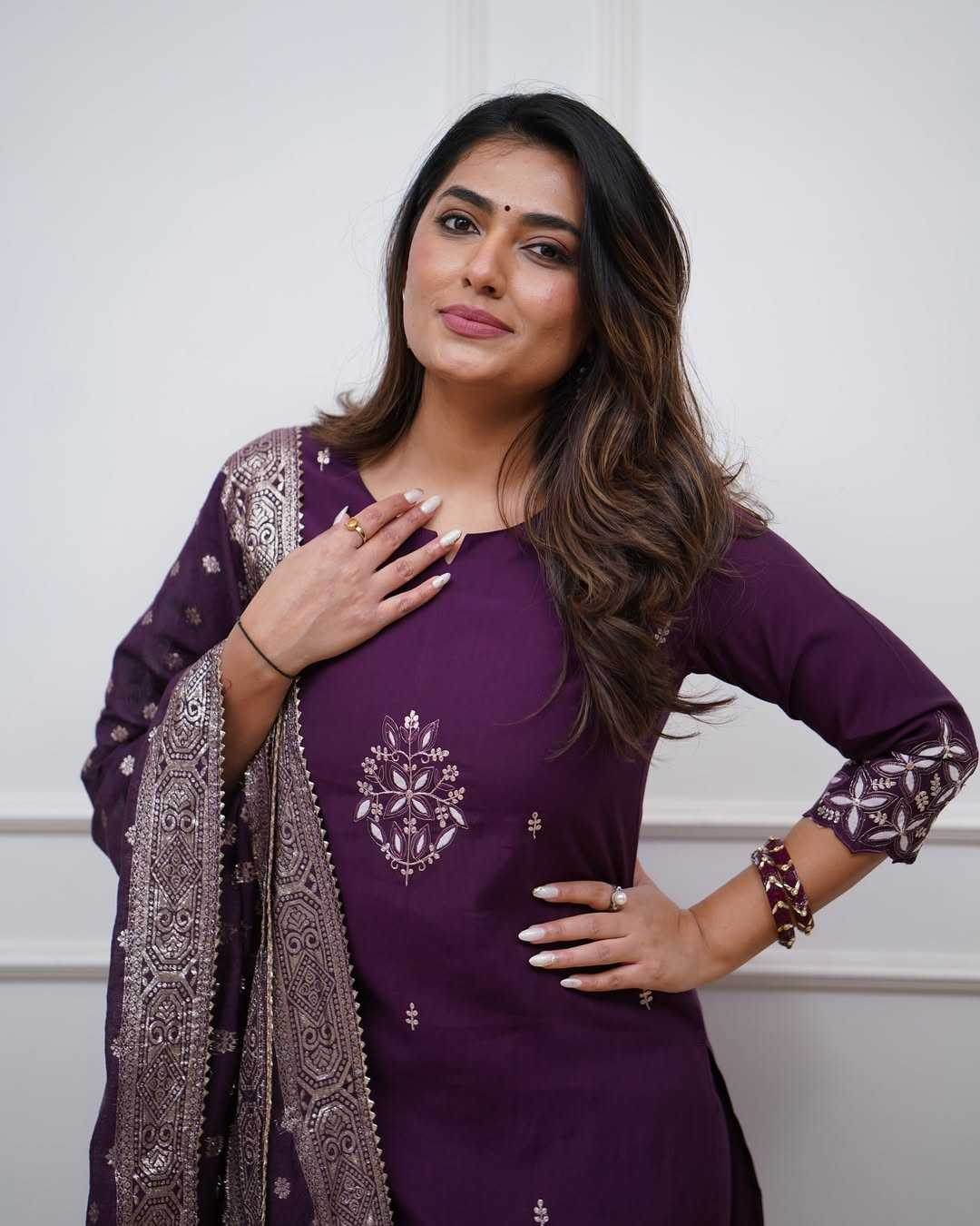 Chanderi Silk Ladies Embroidery Suits - MYLUXURY LANE ENTERPRISE